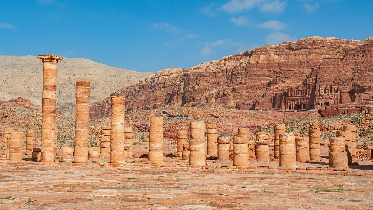 petra-4954354_1920.jpg